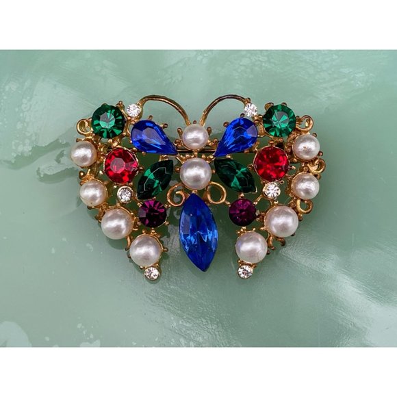 Vintage Rhinestone Pearls Butterfly Brooch - Picture 1 of 7